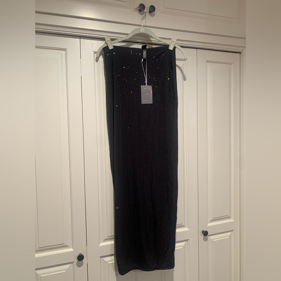 NWT Swarovski × Skims Jelly Sheer Tube Maxi Skirt Onyx/Black Size Medium - Picture 6 of 16